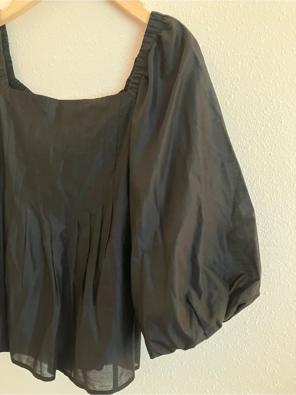Banana Republic Black Square-Neck Puff Balloon Sleeve Blouse Peplum Pleated